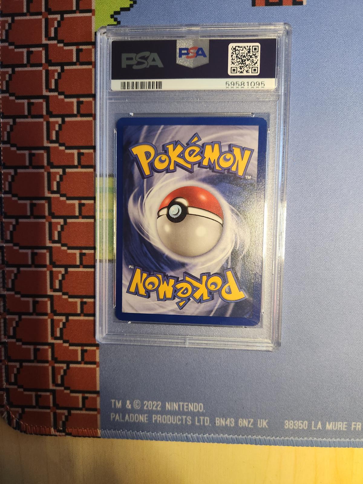 SWITCH 95/102 GAME POKEMON PSA 8