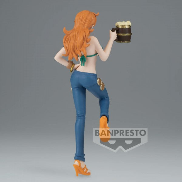 One Piece - It's a Banquet!! - Nami Figure