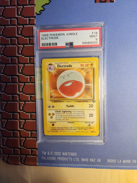 ELECTRODE 18/64 JUNGLE POKEMON PSA 9